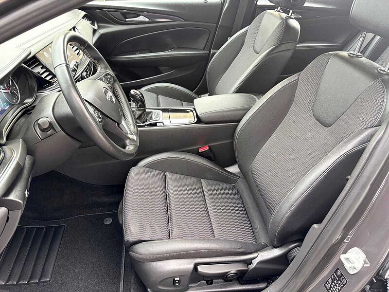 Opel Insignia Sports Tourer Diesel ST 1.5D DVH S&S Business Elegance 122