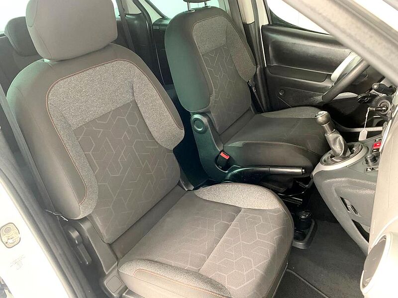 Peugeot PARTNER COMBI 1.6 BlueHDI 100CV